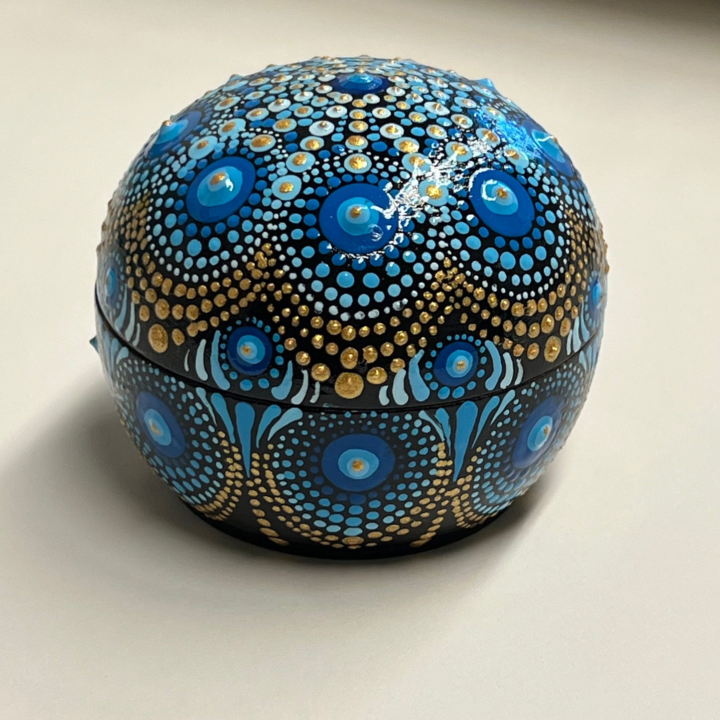 Blues Mandala Round Box