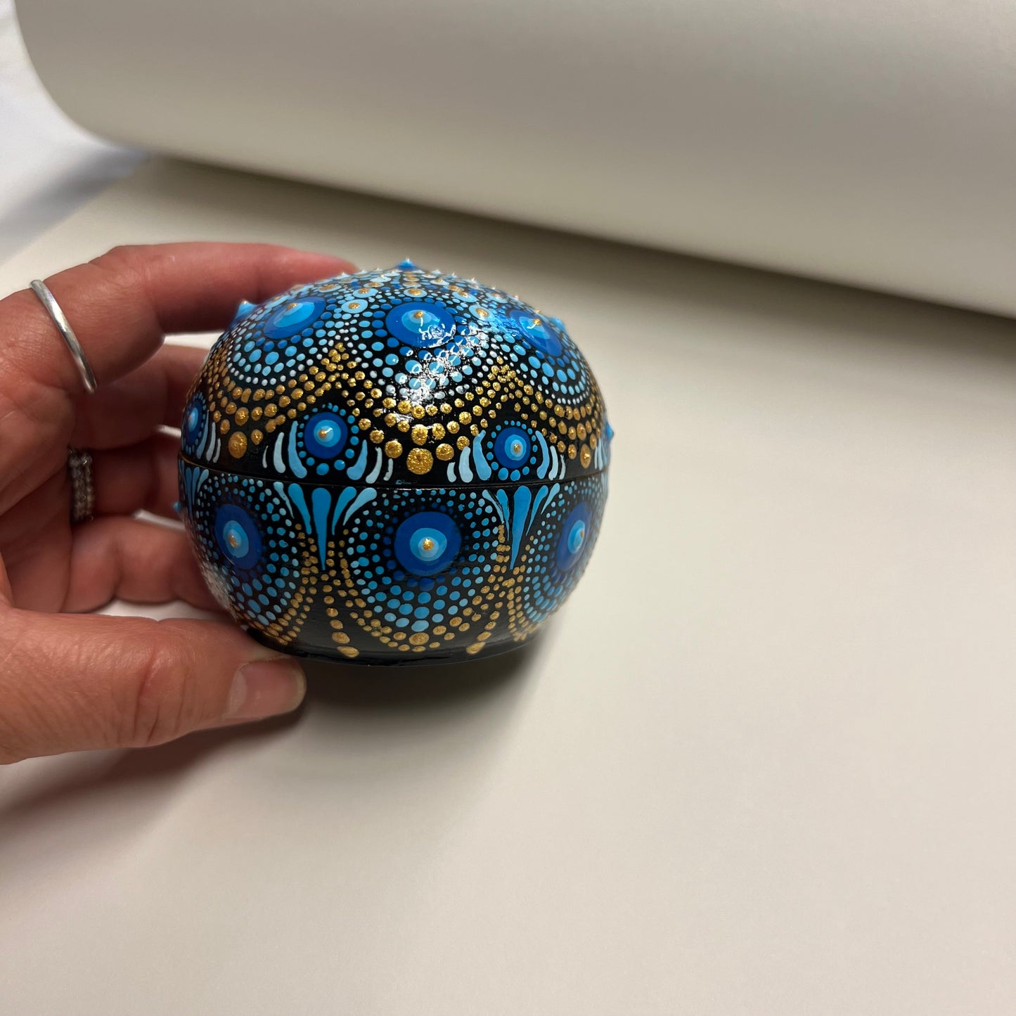 Blues Mandala Round Box